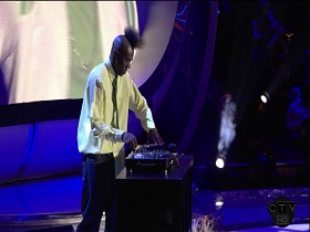 Akon Don't Matter (American Idol, Live 2007) (HD)